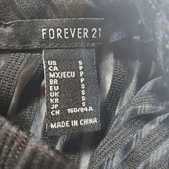 FOREVER 21 Bodysuit Womens Small Black Ribbed Comfort Stretch Back Zip One Piece - Picture 2 of 9